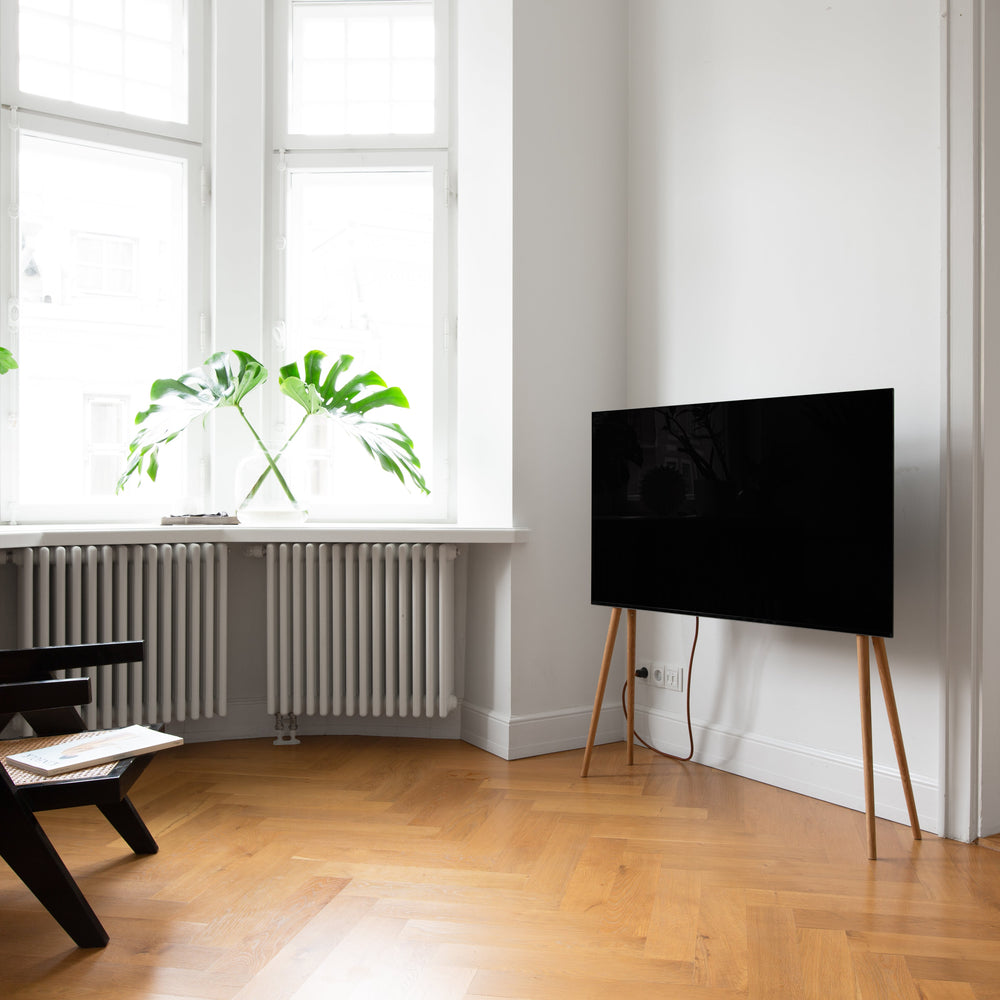 OAK / Natural Oil Wax 42"-55" - JALG TV Stands